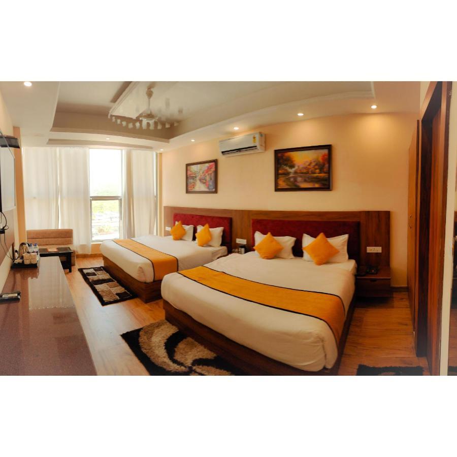 Hotel The Royal Bhumesh Katra  Esterno foto
